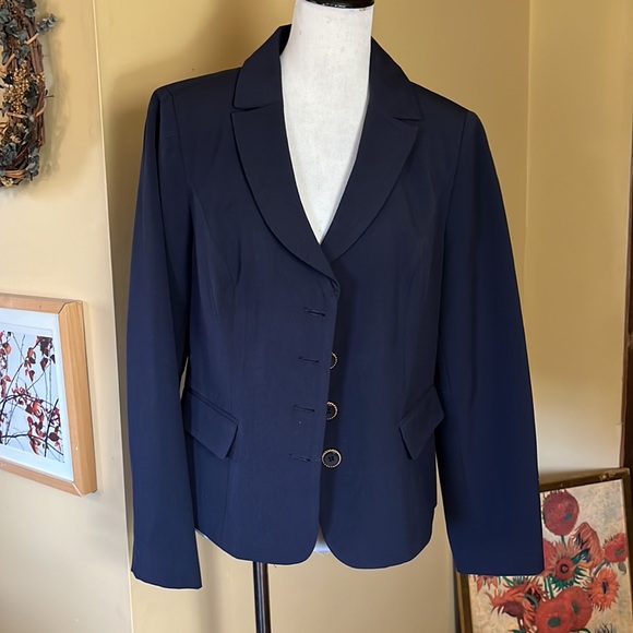 ATELIER Size 12 Navy Blue Stretch Blazer Lined
4 Gold Trimmed Buttons Career - Picture 4 of 16